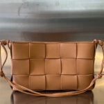 Bottega Veneta Cassette Pouch On Strap 730543